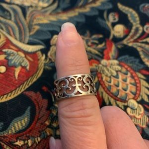 Tiffany & Co Enchant ring